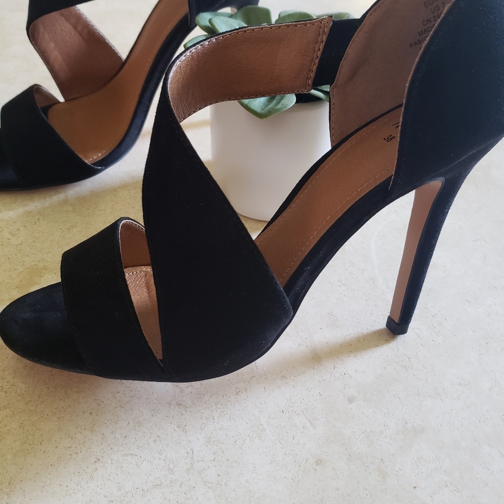 HEELS H&M CUTE SANDALS